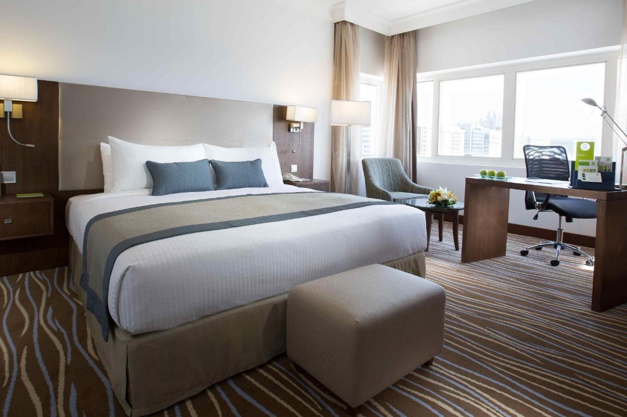 Copthorne Downtown By Millennium Hotel Абу Даби Екстериор снимка