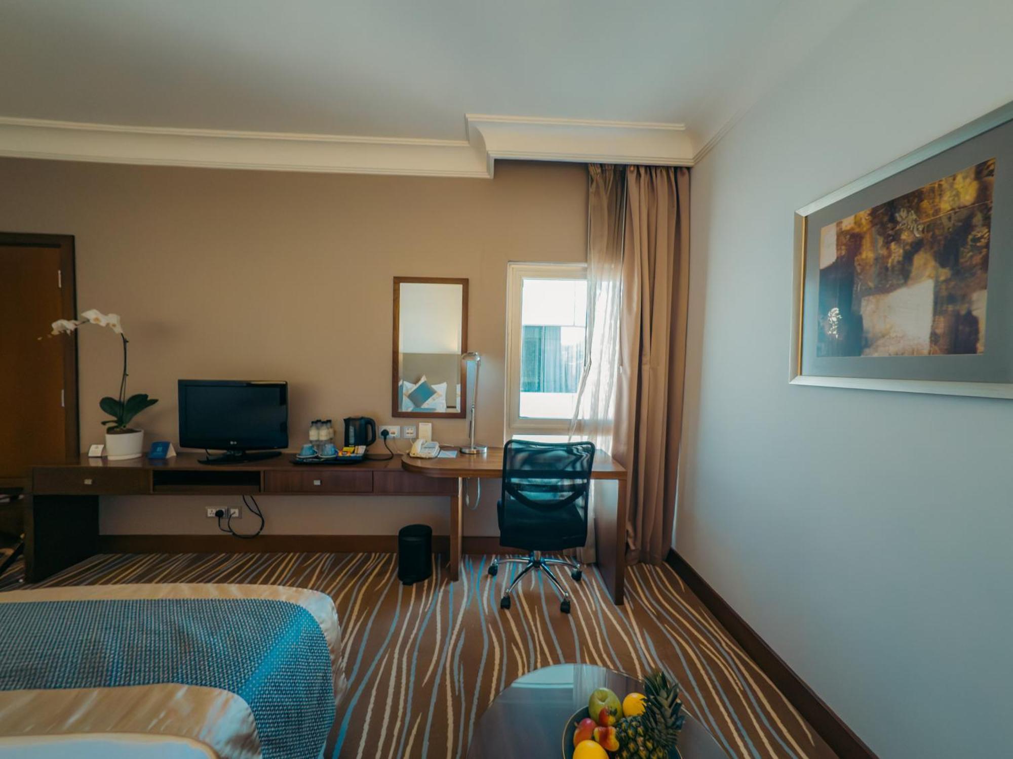 Copthorne Downtown By Millennium Hotel Абу Даби Екстериор снимка