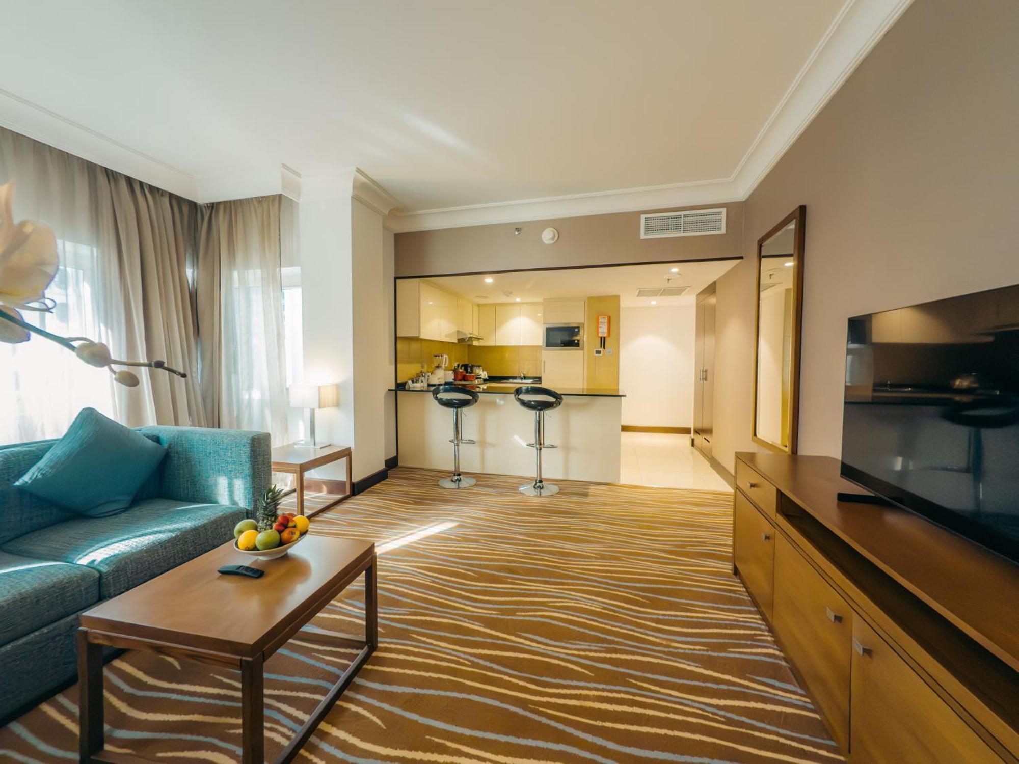 Copthorne Downtown By Millennium Hotel Абу Даби Екстериор снимка