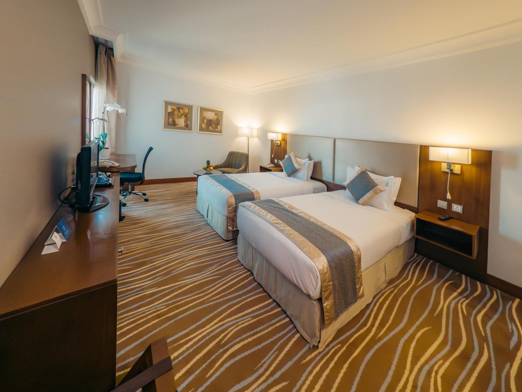 Copthorne Downtown By Millennium Hotel Абу Даби Екстериор снимка
