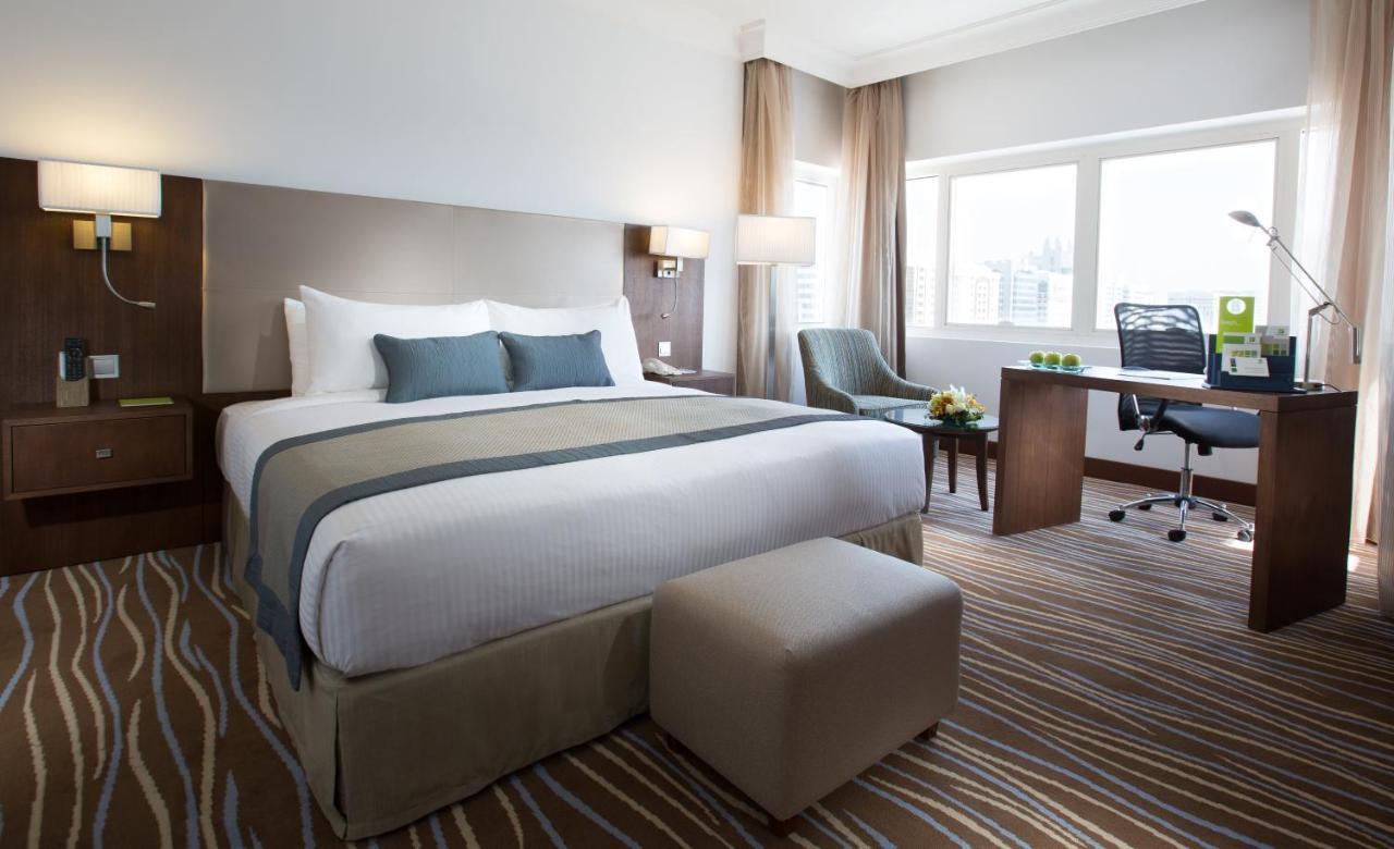 Copthorne Downtown By Millennium Hotel Абу Даби Екстериор снимка